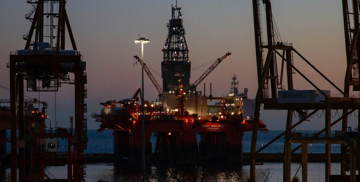 the largest oil rigs and how they work
